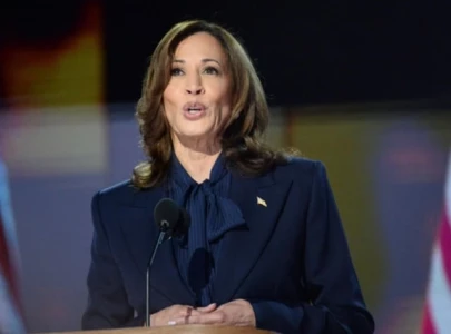 harris leads trump by 4 points after drc poll